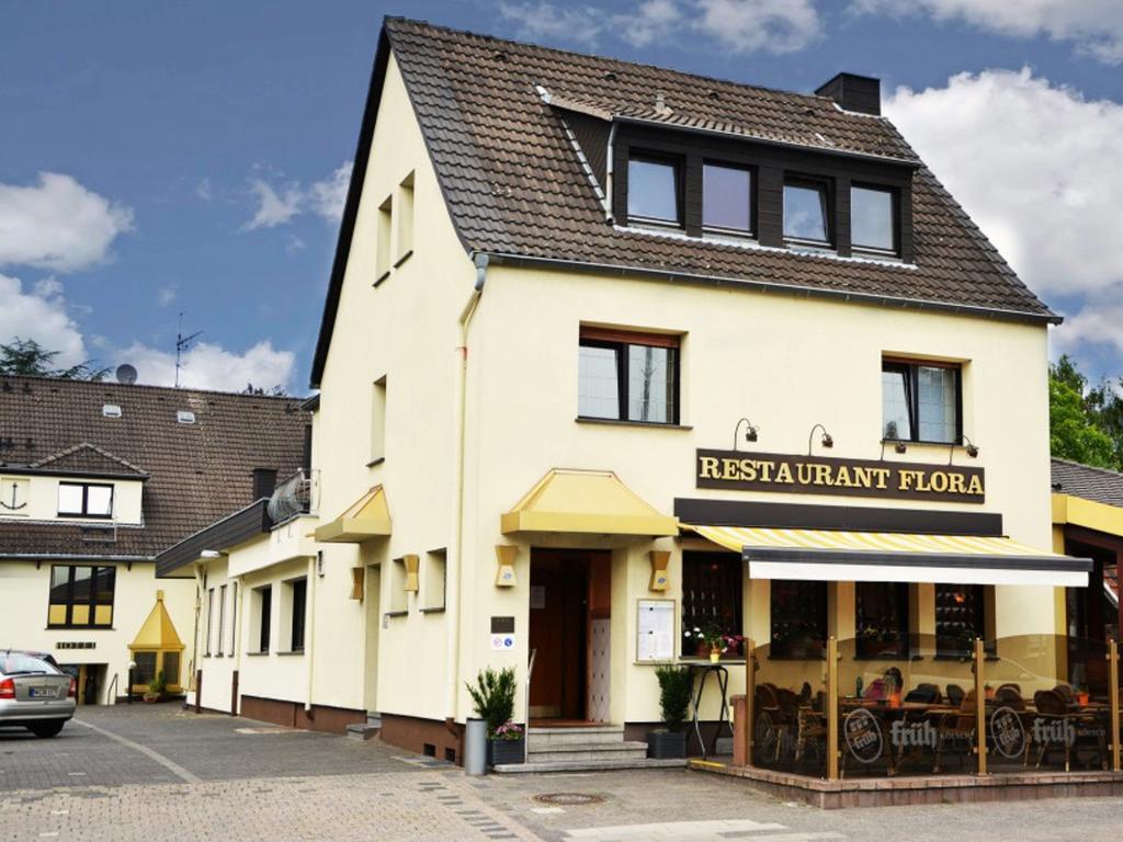 Hotel Flora Dormagen Exterior photo